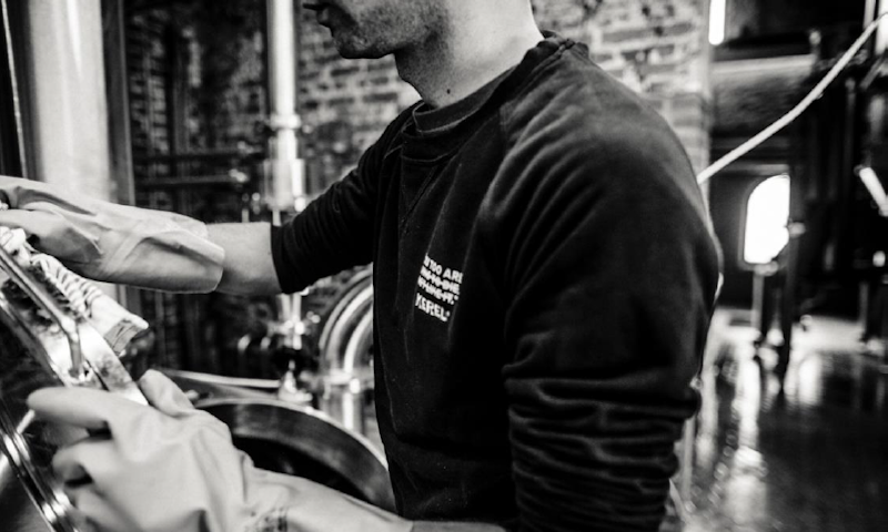 Brouwen bij de VBDCK brouwerij